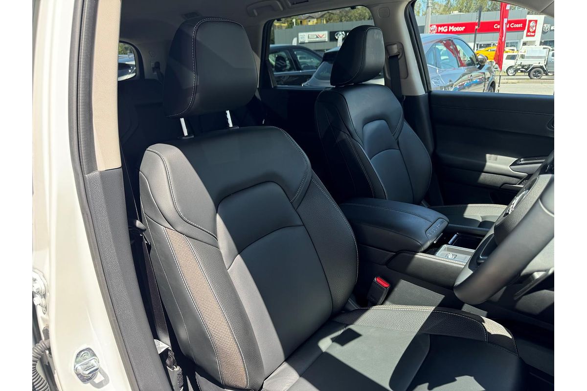 2022 Nissan Pathfinder Ti R53