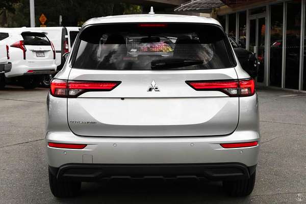 2024 Mitsubishi Outlander ES ZM