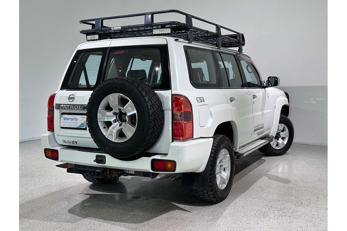 2012 Nissan Patrol ST GU 8