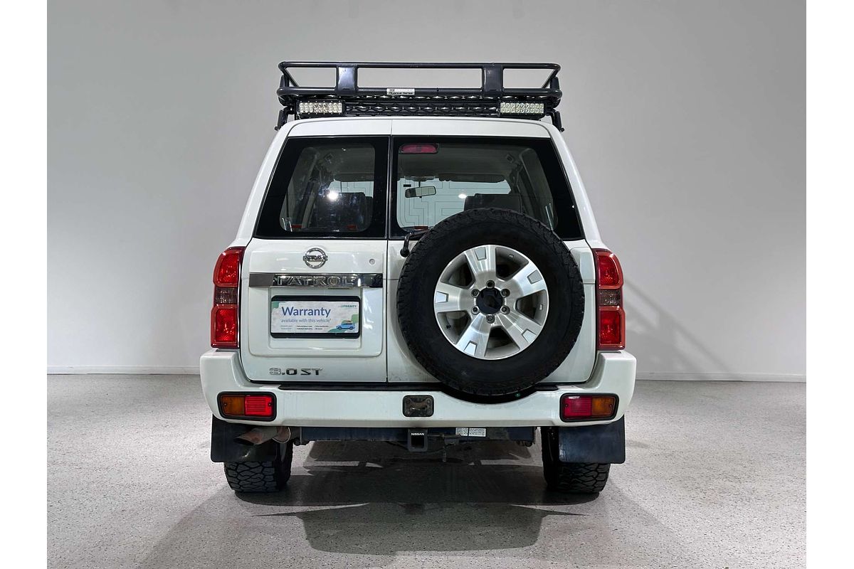 2012 Nissan Patrol ST GU 8