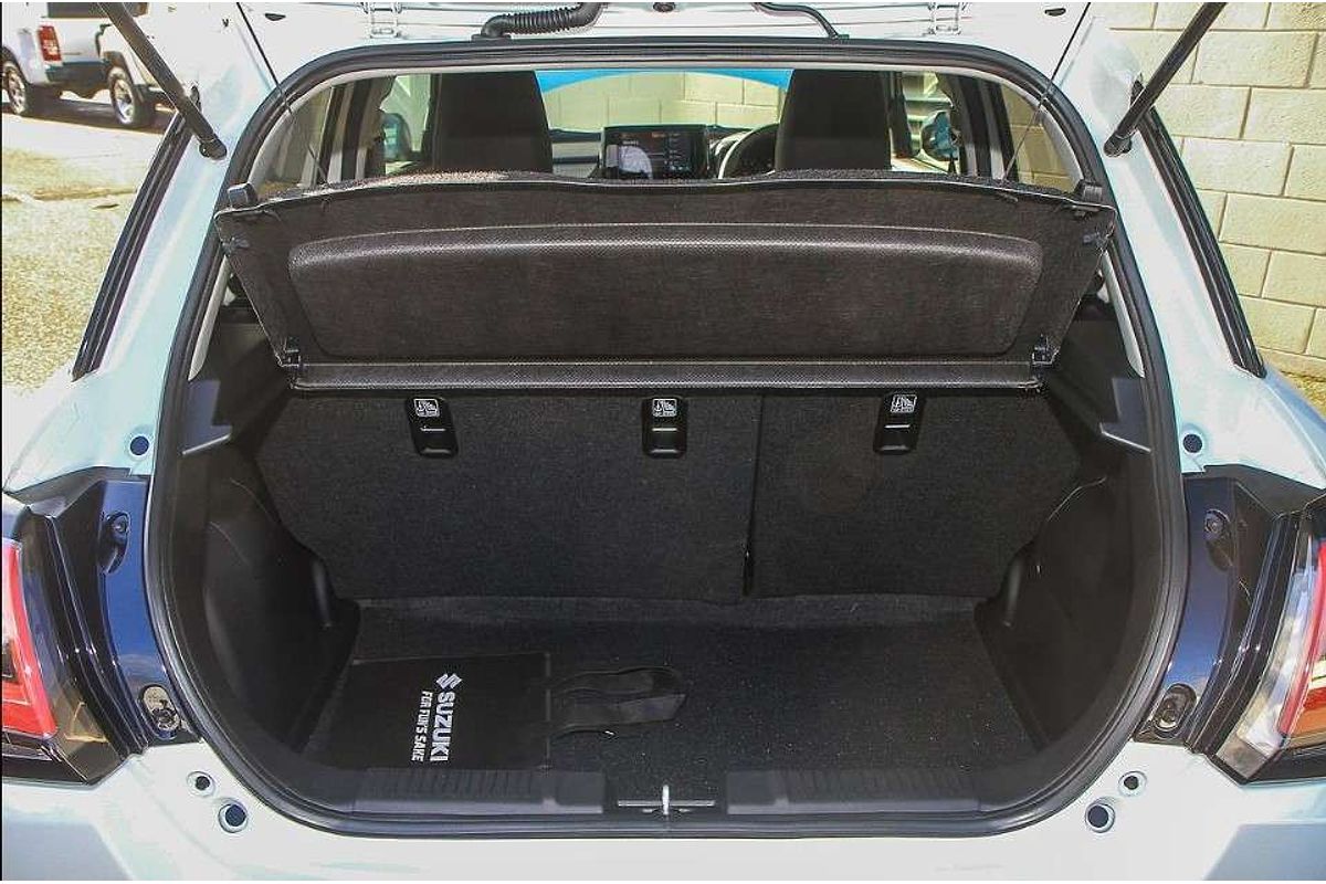 2024 Suzuki Swift Hybrid Plus UZ