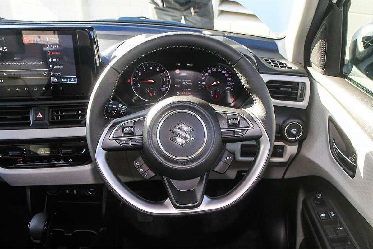 2024 Suzuki Swift Hybrid Plus UZ