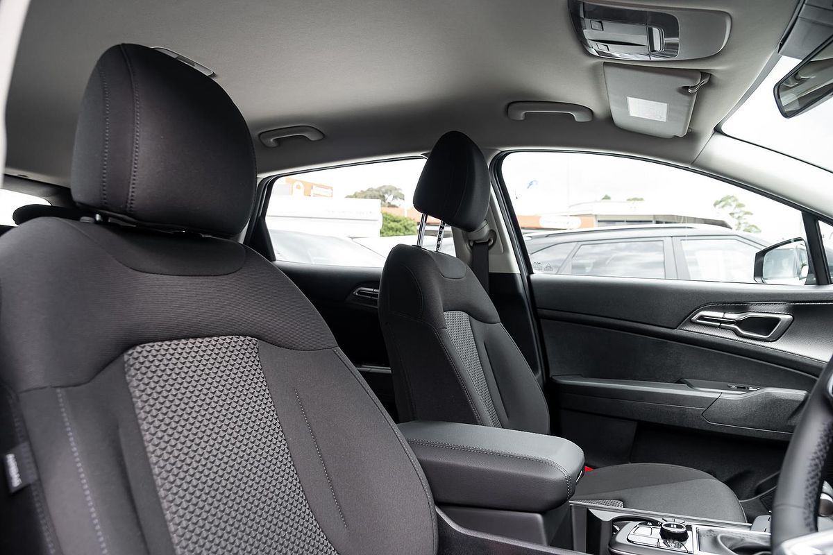 2024 Kia Sportage S NQ5