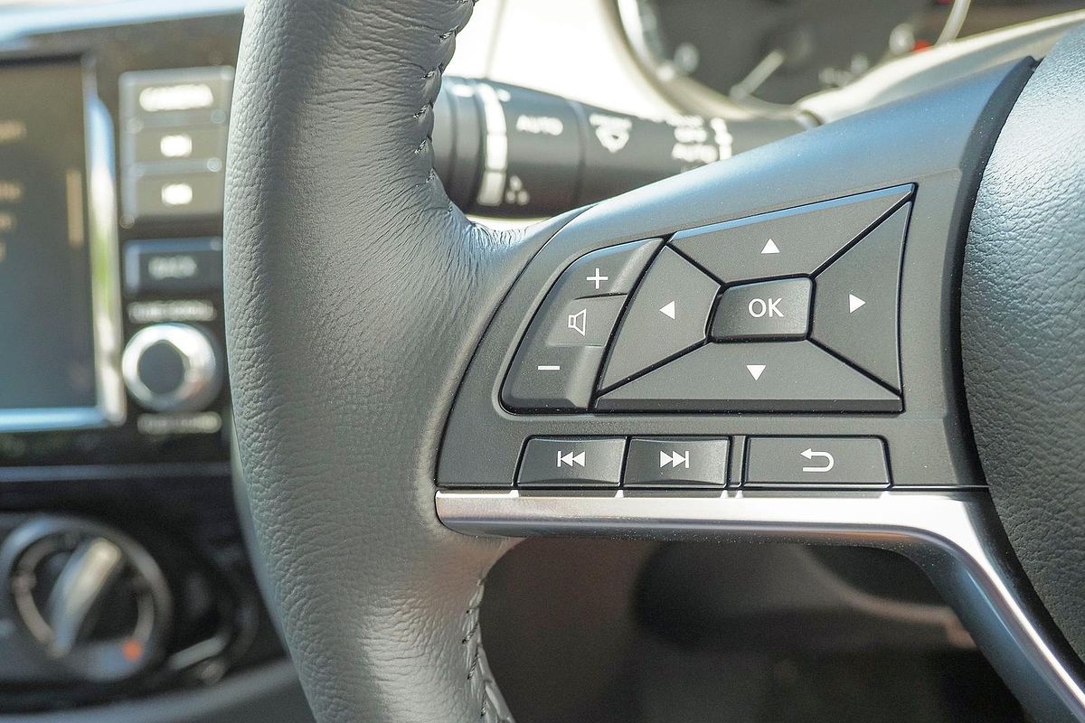 2024 Nissan Navara Black Edition D23 4X4