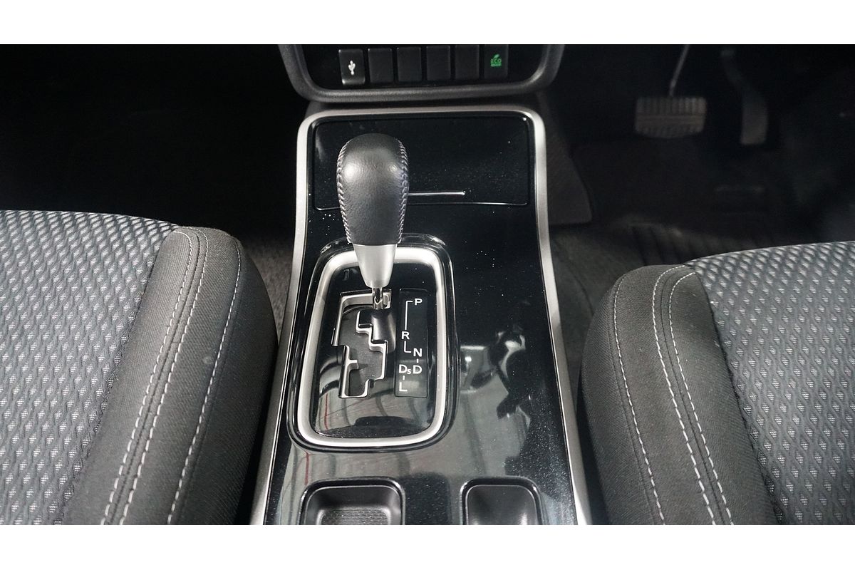 2019 Mitsubishi Outlander ES ZL