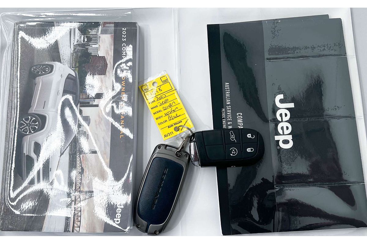 2023 Jeep Compass Trailhawk M6