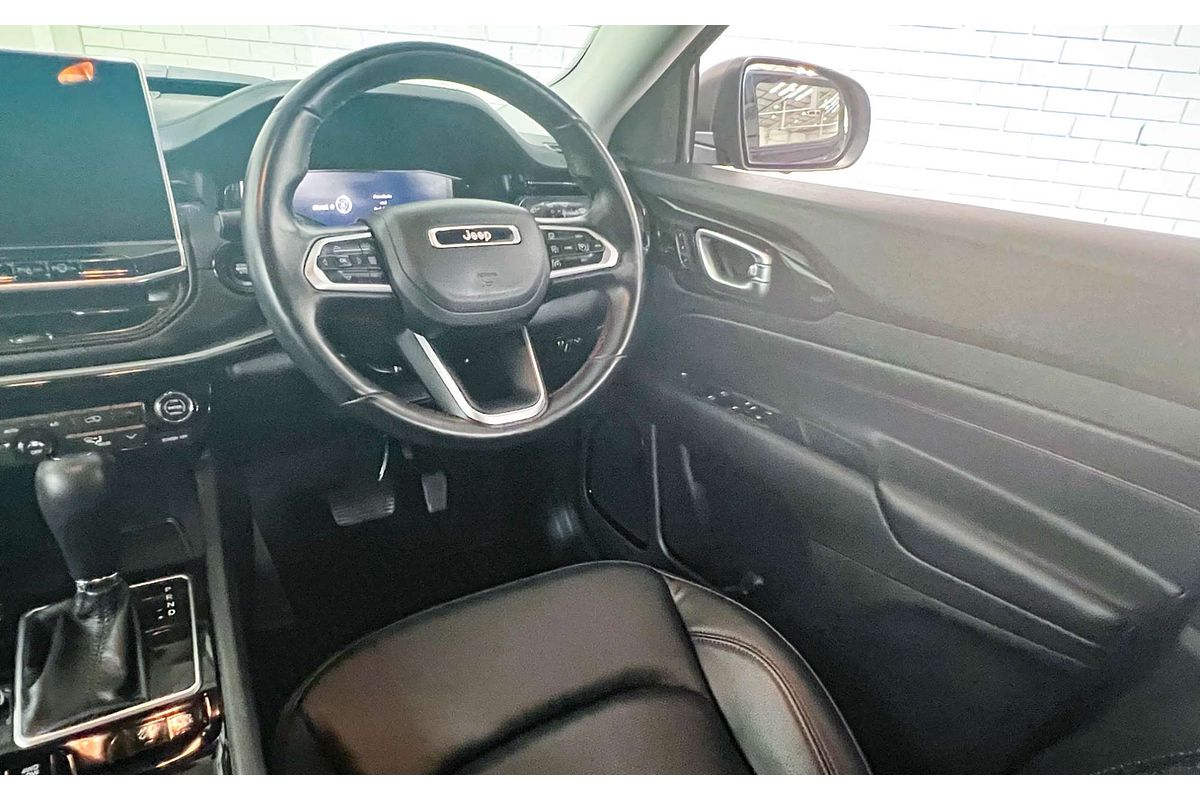 2023 Jeep Compass Trailhawk M6