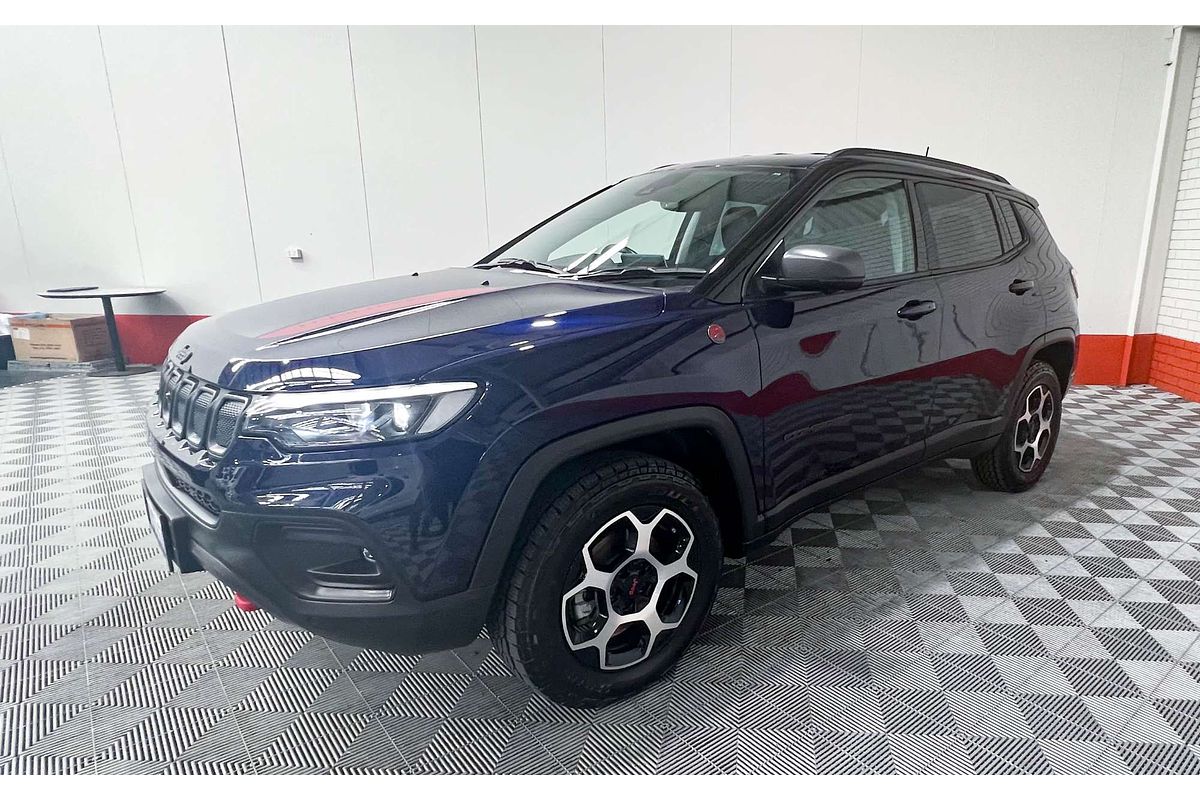 2023 Jeep Compass Trailhawk M6