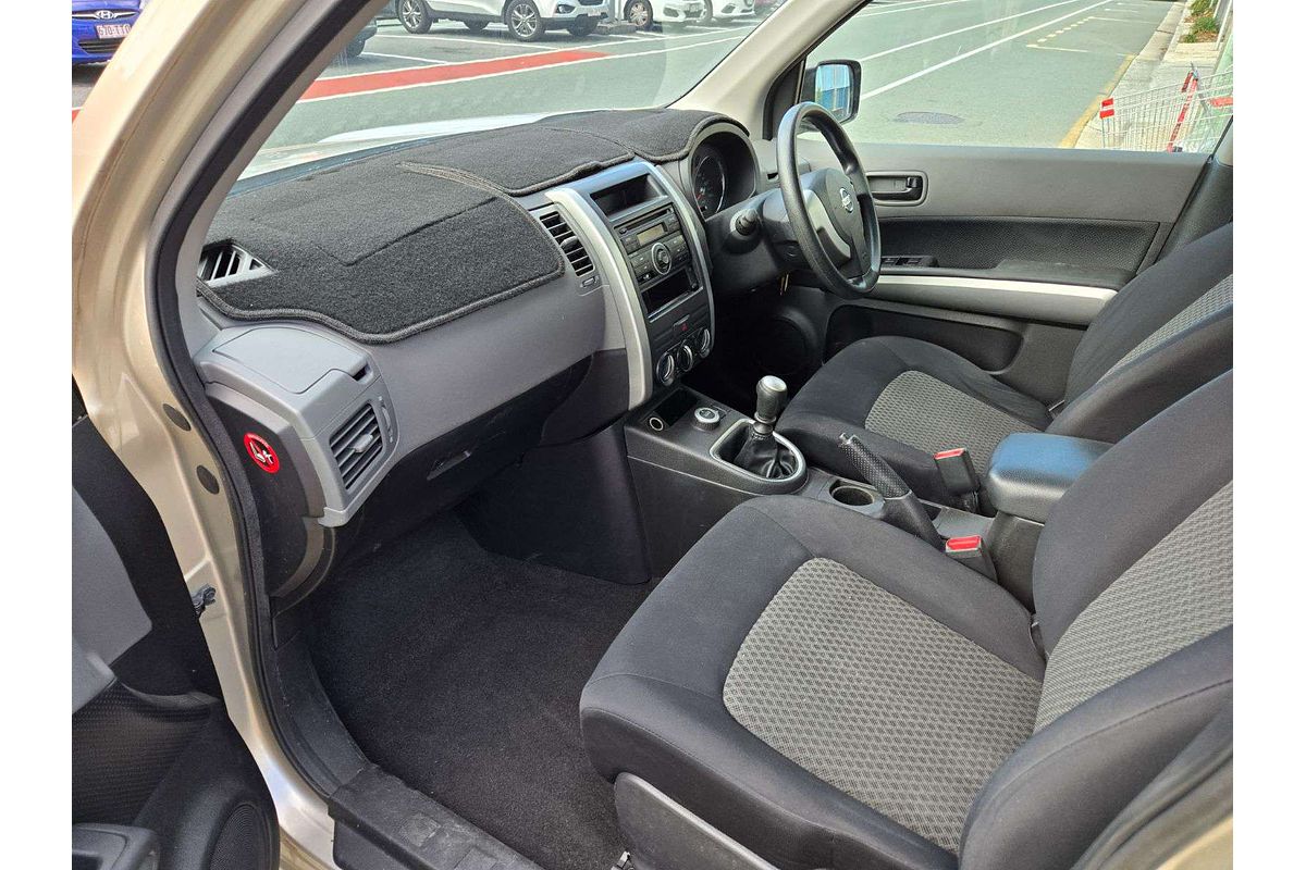 2009 Nissan X-TRAIL ST T31
