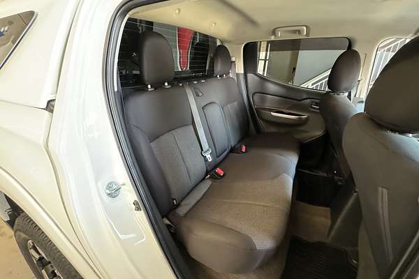 2015 Mitsubishi Triton GLS (4x4) MQ MY16 4X4