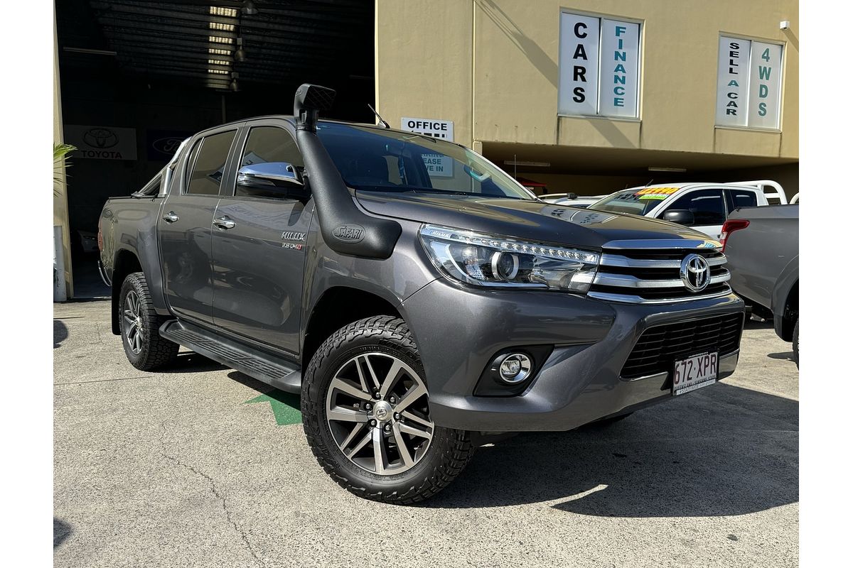 2017 Toyota Hilux SR5 (4x4) GUN126R 4X4