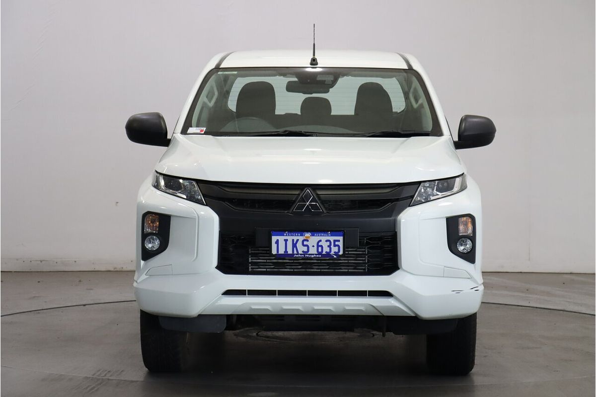 2019 Mitsubishi Triton GLX+ MR 4X4