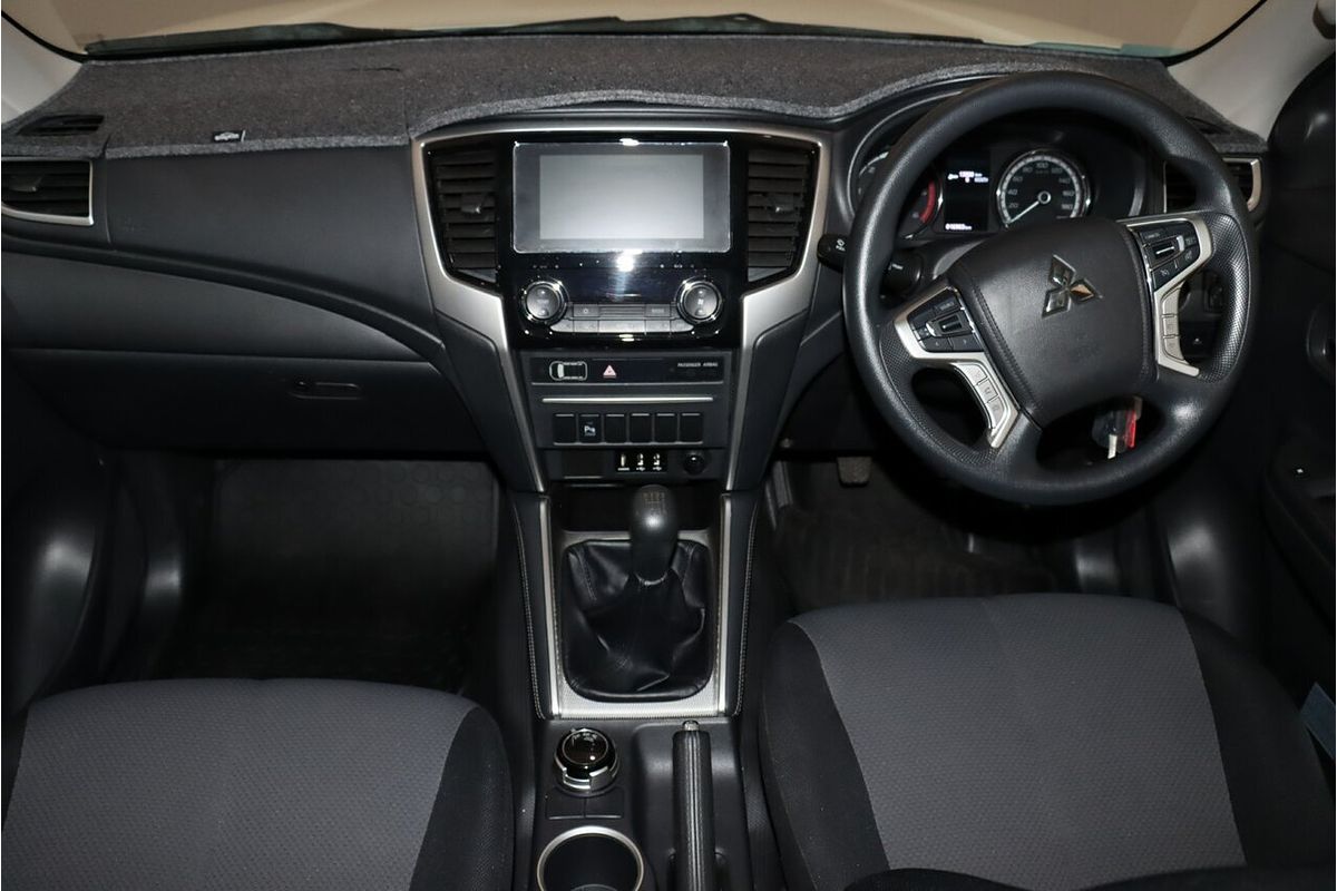 2019 Mitsubishi Triton GLX+ MR 4X4