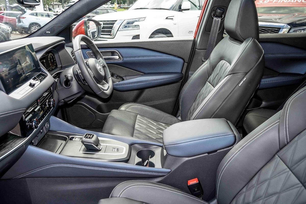 2023 Nissan QASHQAI Ti J12