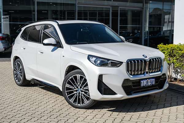 2023 BMW iX1 xDrive30 M Sport U11