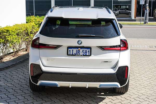 2023 BMW iX1 xDrive30 M Sport U11