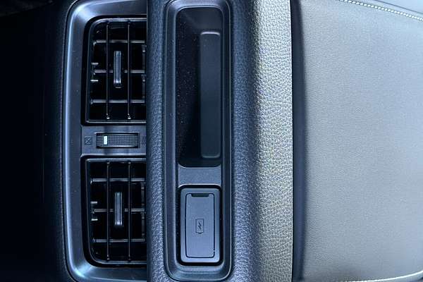 2024 Isuzu D-MAX LS-U+ 4X4