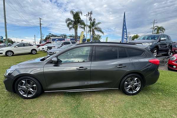 2018 Ford Focus ST-Line SA