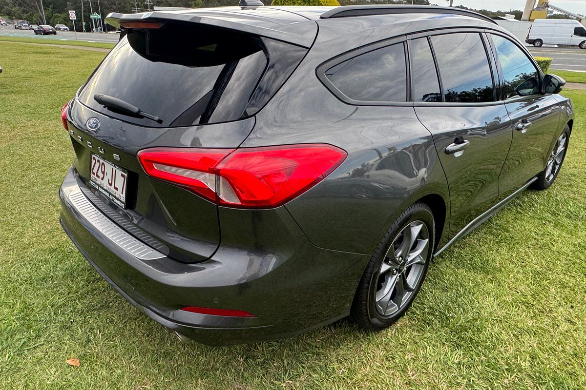 2018 Ford Focus ST-Line SA