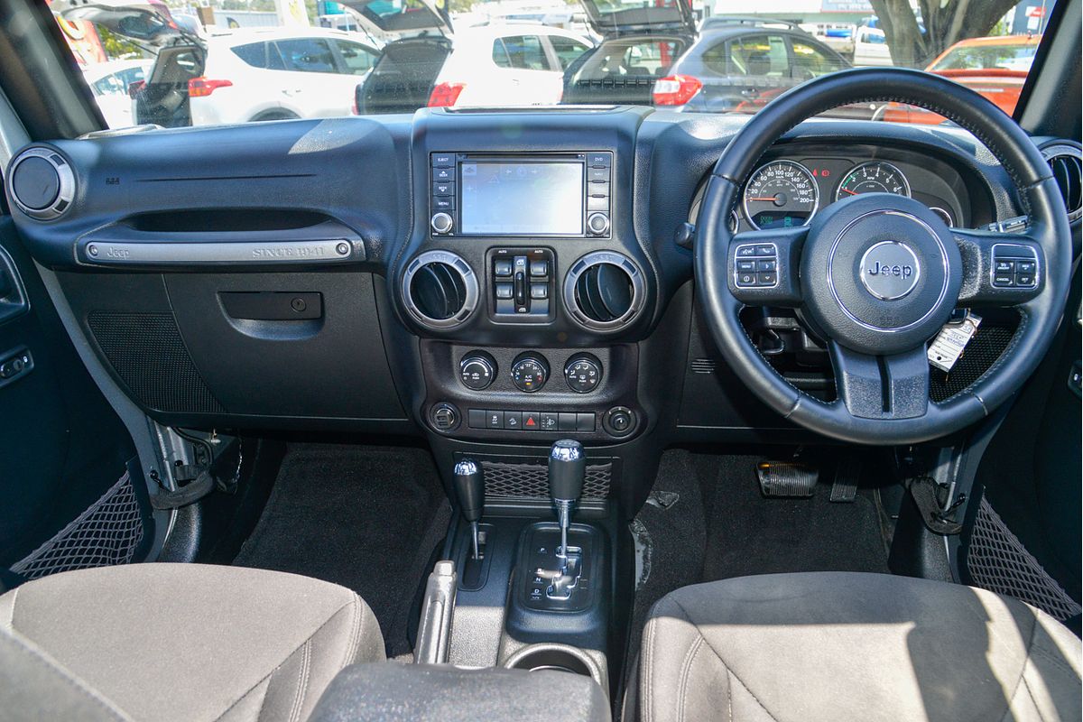 2016 Jeep Wrangler Unlimited Sport JK
