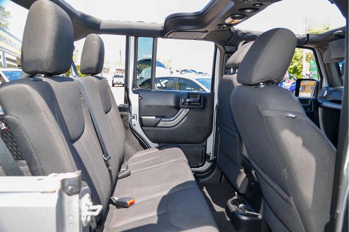 2016 Jeep Wrangler Unlimited Sport JK