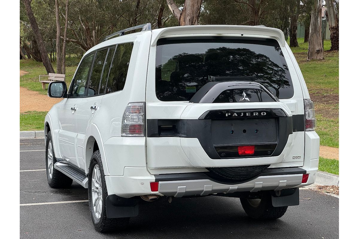 2017 Mitsubishi Pajero GLS NX