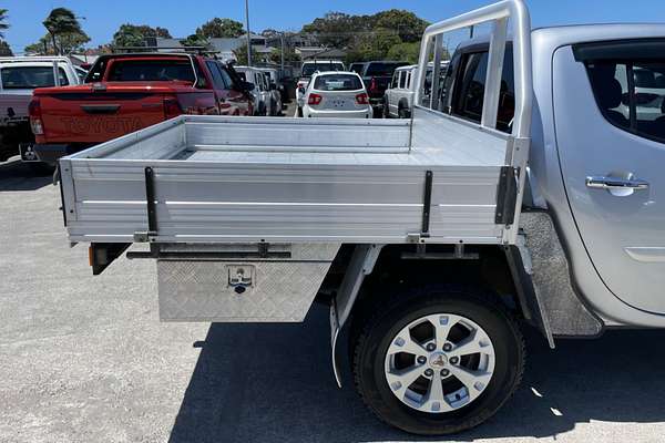 2015 Mitsubishi Triton GLX-R MN 4X4
