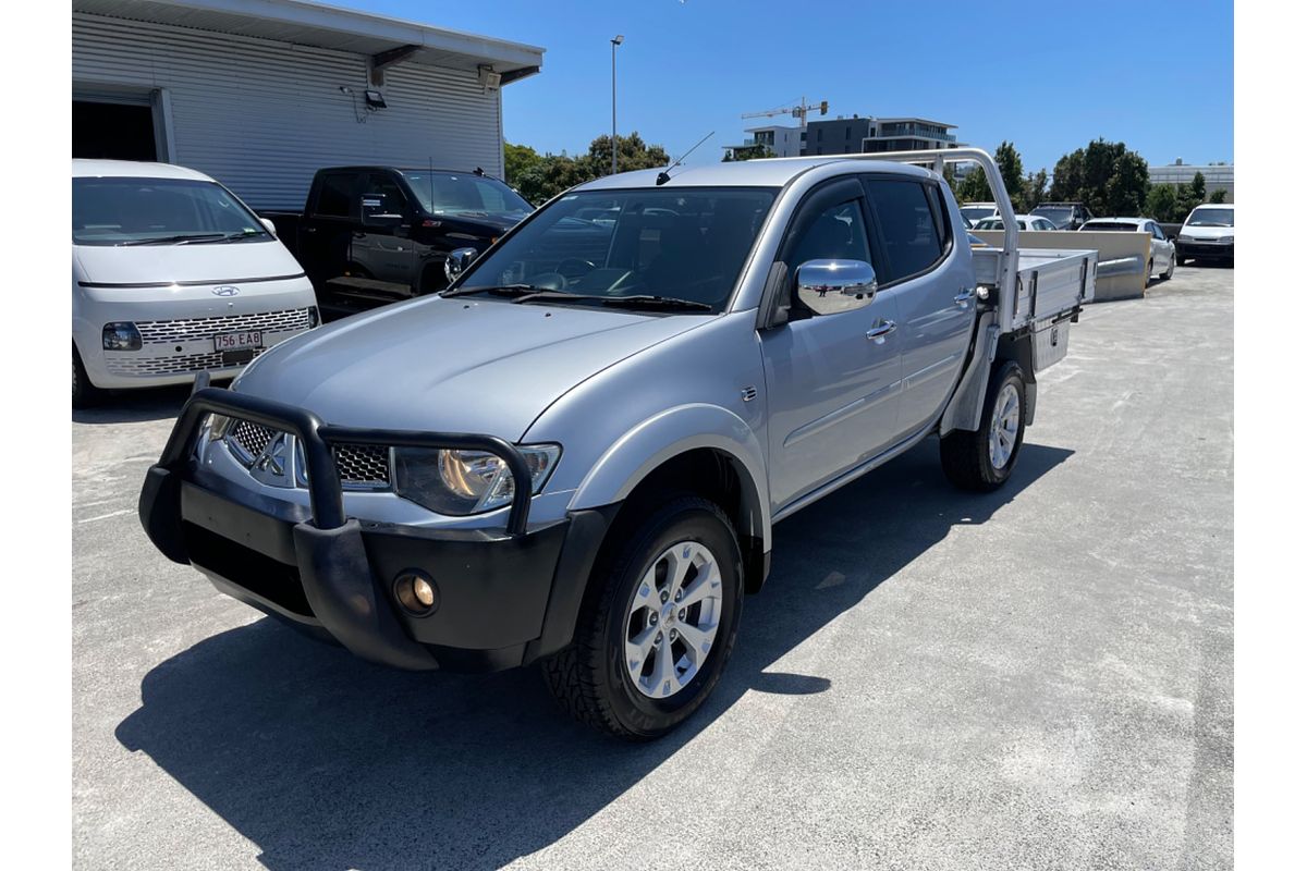 2015 Mitsubishi Triton GLX-R MN 4X4
