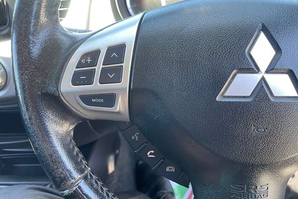 2015 Mitsubishi Triton GLX-R MN 4X4