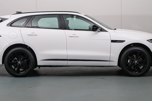 2024 Jaguar F-PACE P250 R-Dynamic SE X761