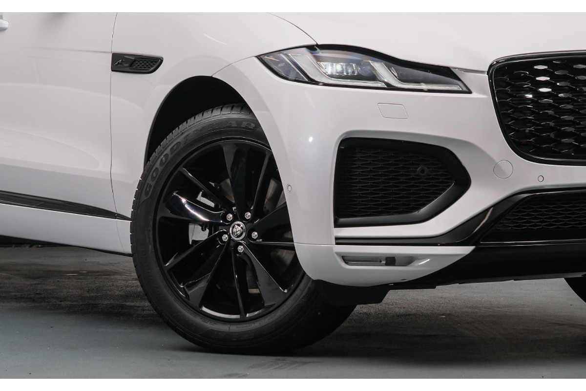 2024 Jaguar F-PACE P250 R-Dynamic SE X761