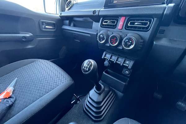 2024 Suzuki Jimny GLX GJ