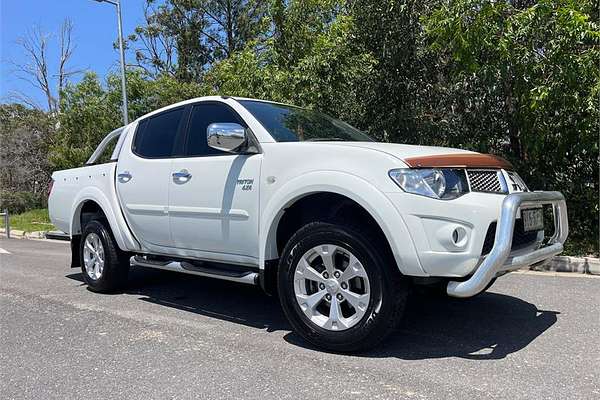2010 Mitsubishi Triton GLX-R MN 4X4