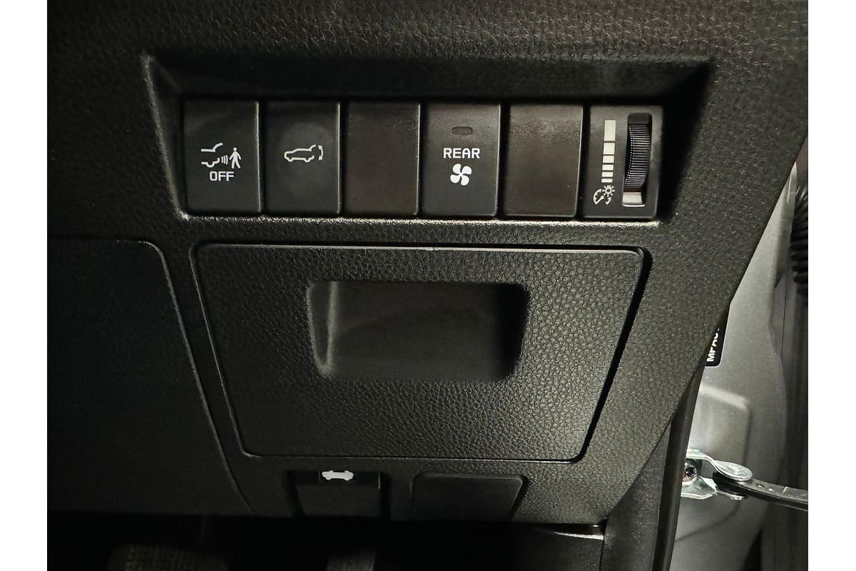 2023 Isuzu MU-X LS-U
