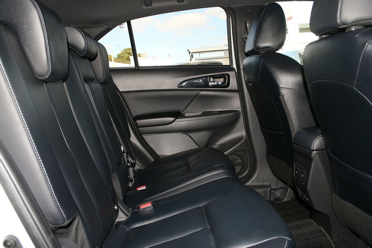 2023 Mitsubishi Eclipse Cross Exceed YB