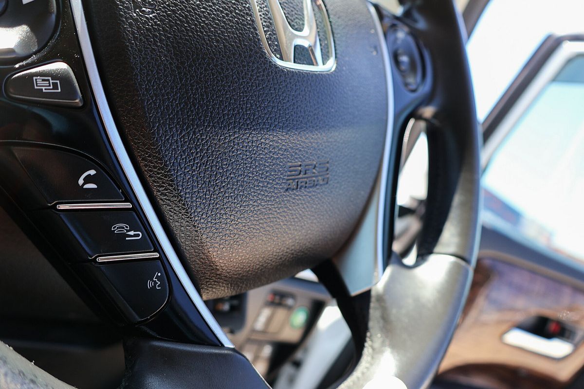 2015 Honda Odyssey VTi 5th Gen