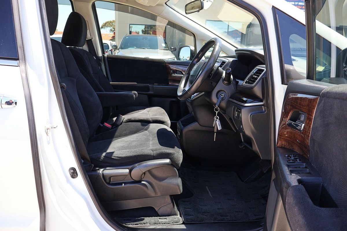 2015 Honda Odyssey VTi 5th Gen