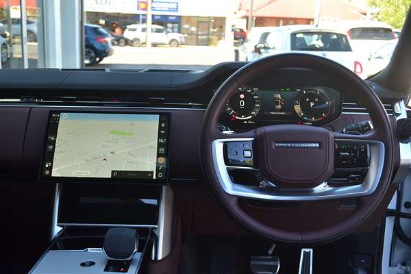 2024 Land Rover Range Rover D350 HSE L460