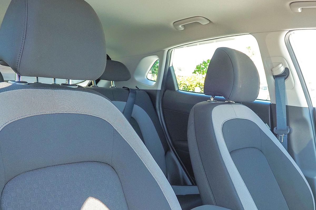 2018 Hyundai Kona Active OS