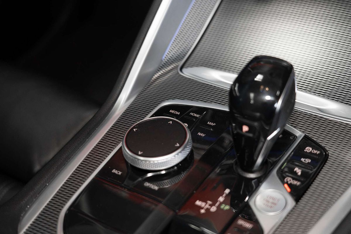 2020 BMW X6 xDrive40i M Sport G06
