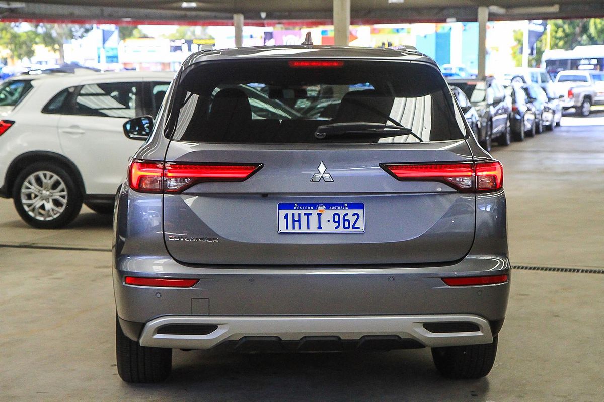 2022 Mitsubishi Outlander LS ZM