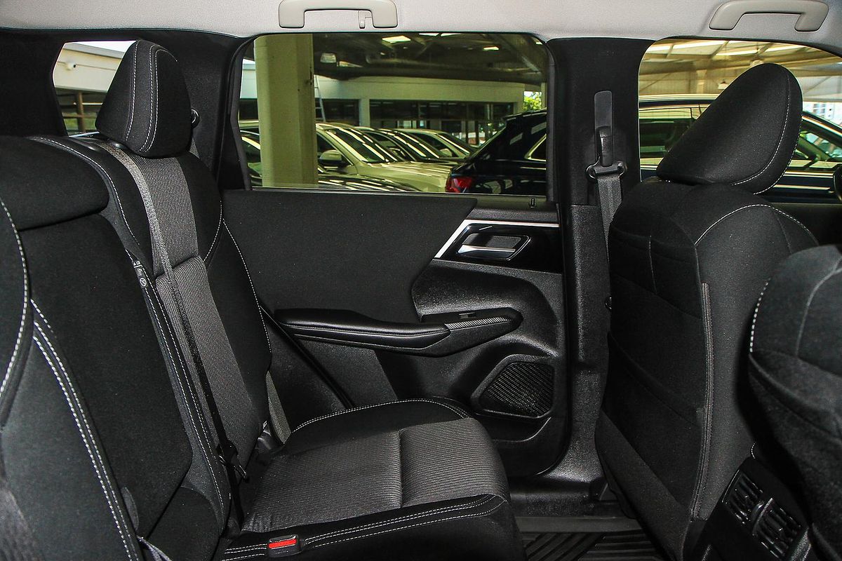 2022 Mitsubishi Outlander LS ZM