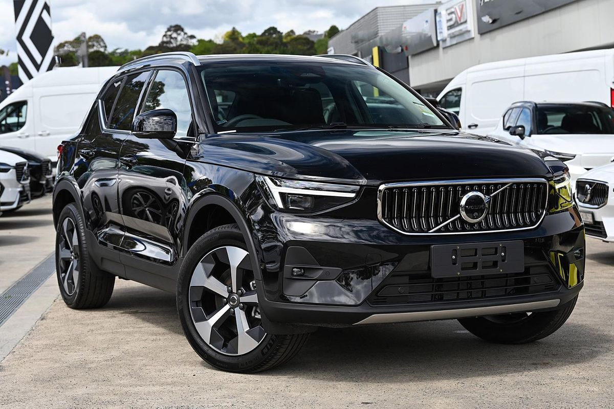 2024 Volvo XC40 Ultra B4 Bright