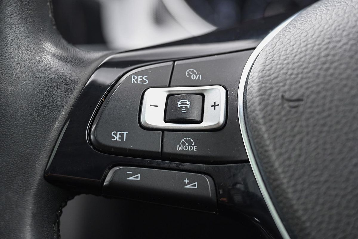 2016 Volkswagen Golf 110TDI Highline 7