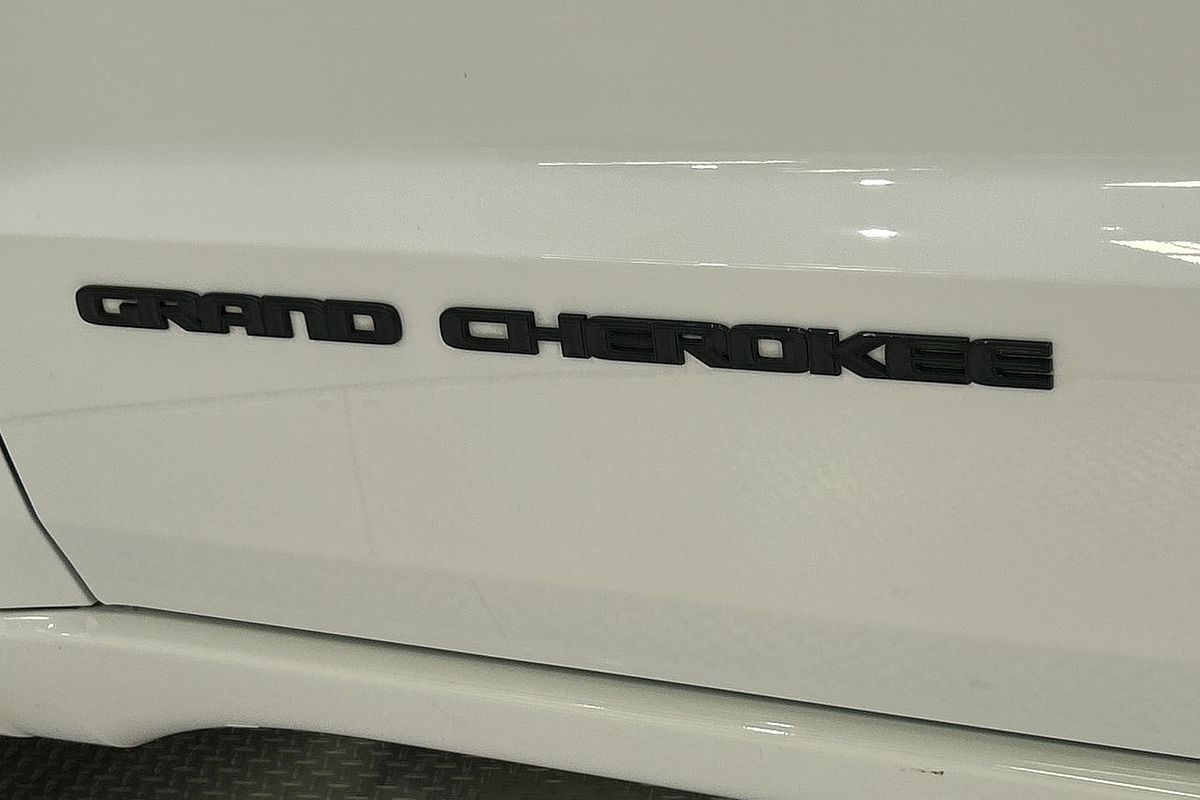 2021 Jeep Grand Cherokee Night Eagle WK