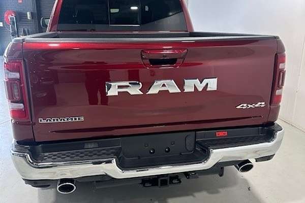 2024 RAM 1500 Laramie DT 4X4