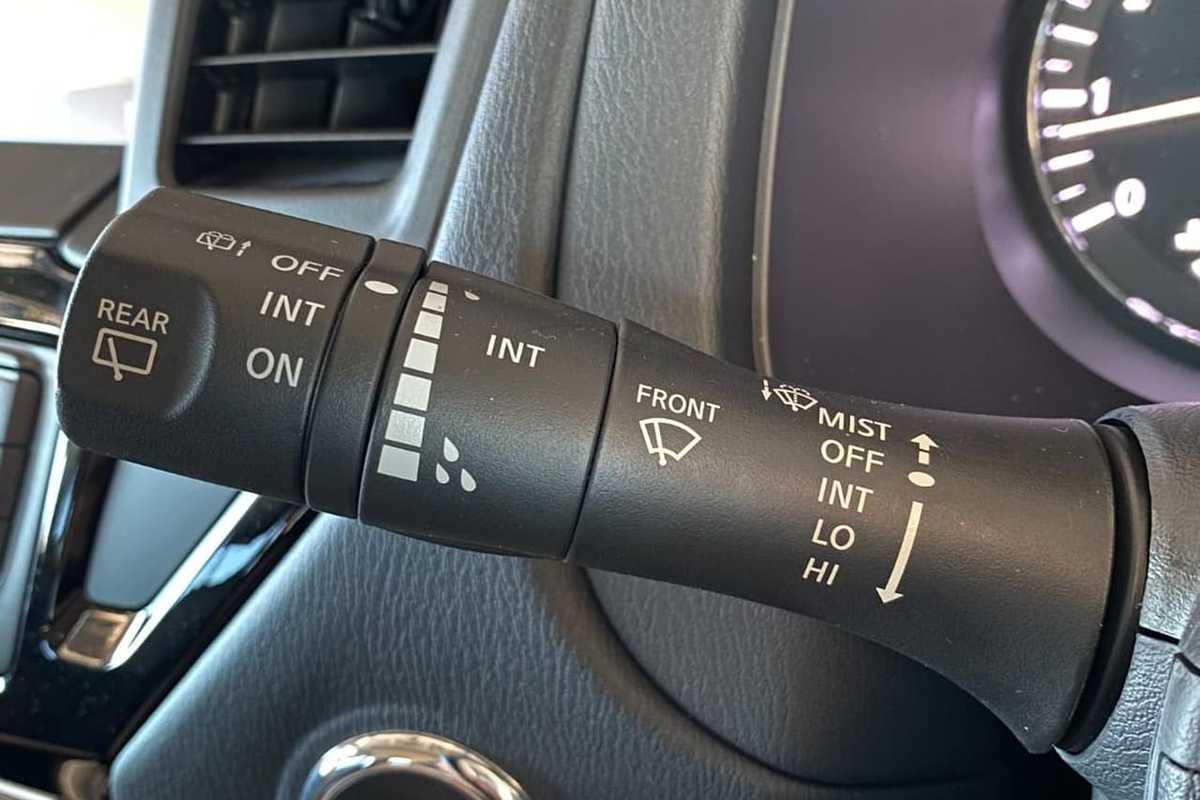 2019 Nissan PATHFINDER ST-L R52 Series III