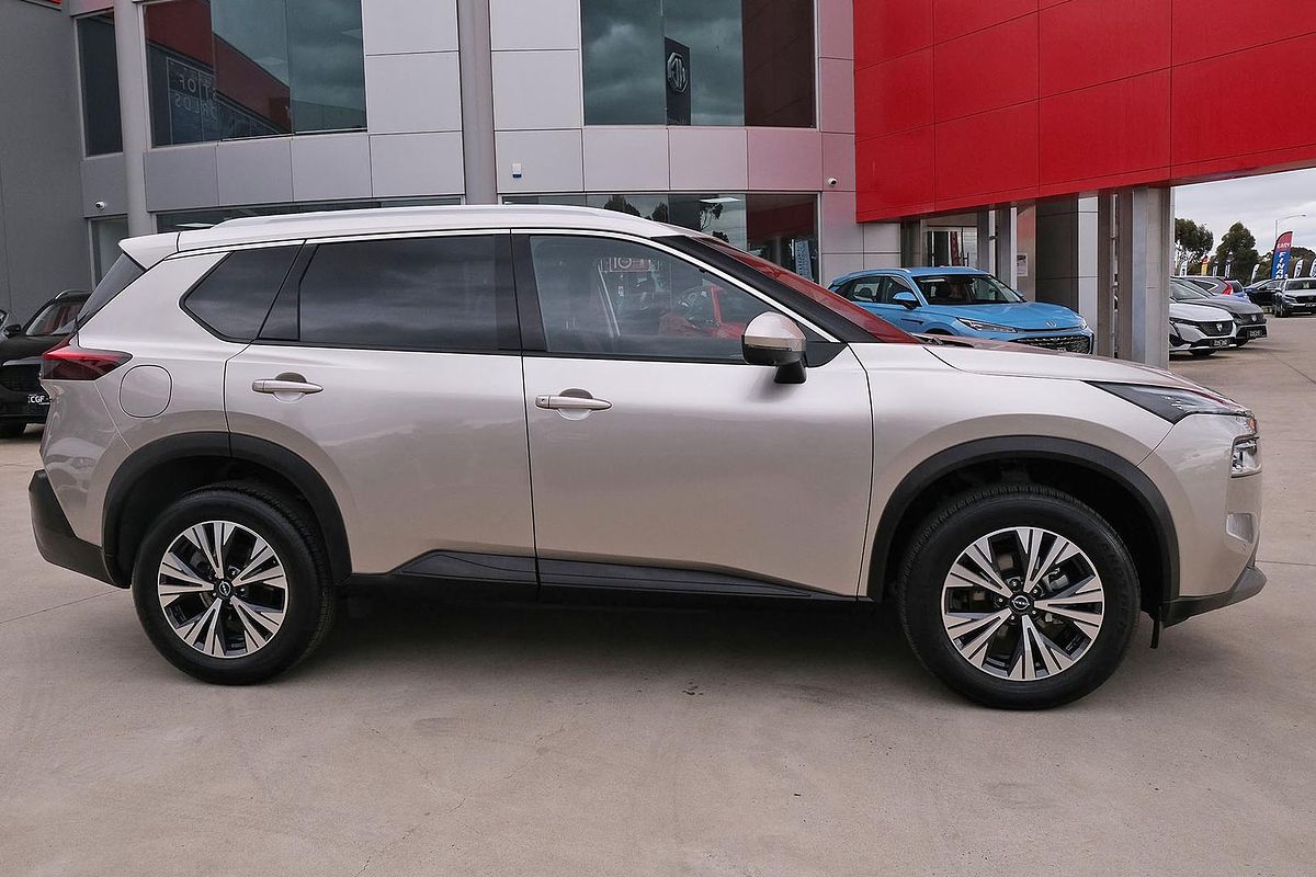 2023 Nissan X-TRAIL ST-L T33