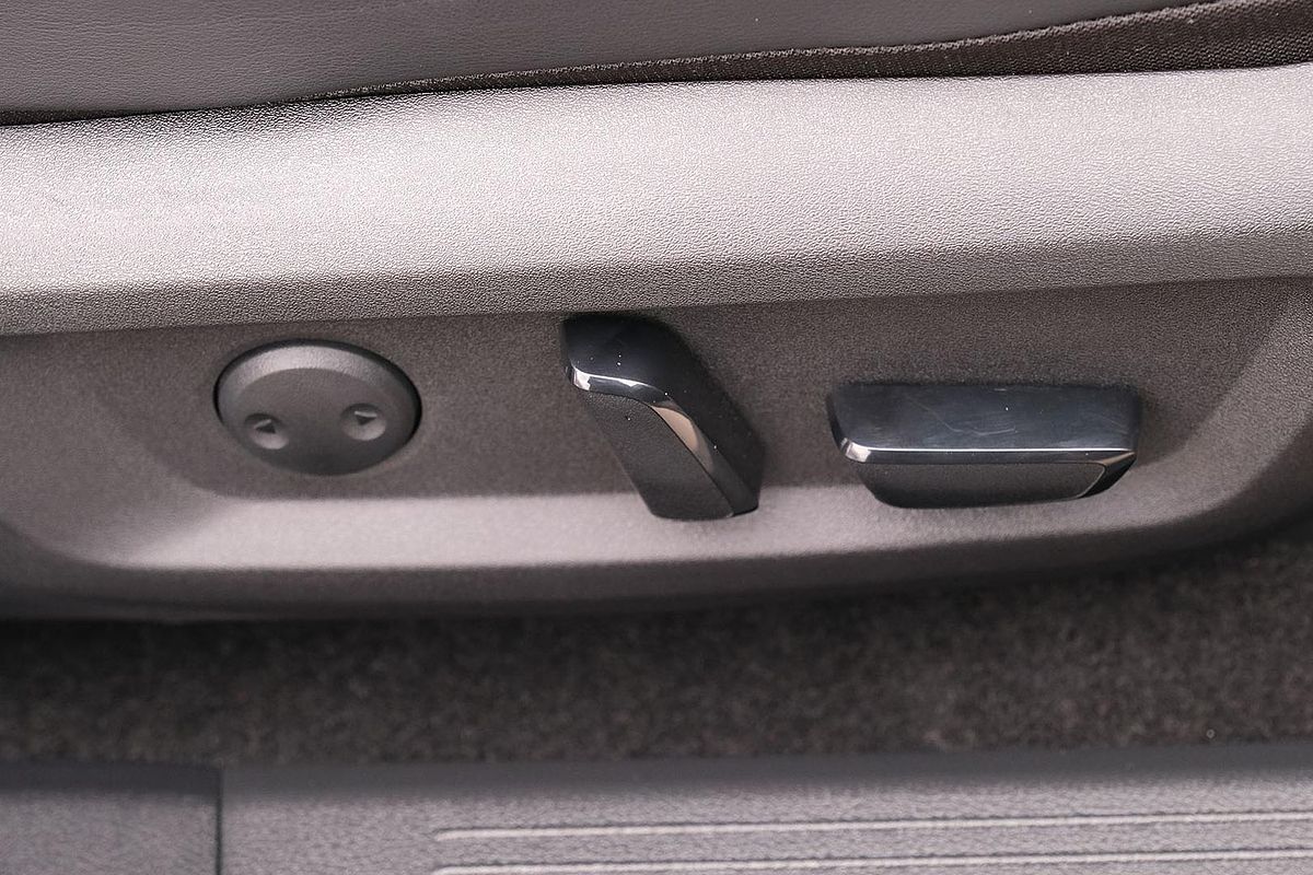 2023 Nissan X-TRAIL ST-L T33