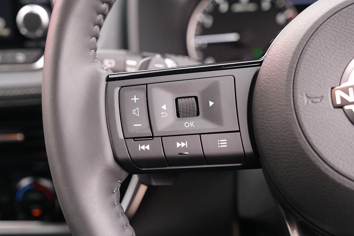 2023 Nissan X-TRAIL ST-L T33